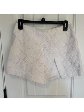 Lilly Pulitzer | Elegant Seashell White Lace Women's Skort-0